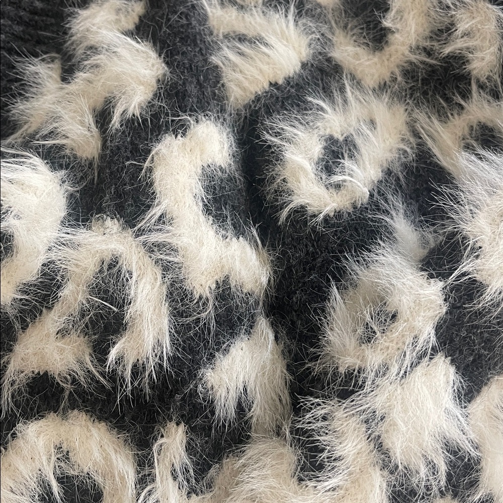 Grey and  White spotted Fuzzy Cardigan - Picture 5 of 6
